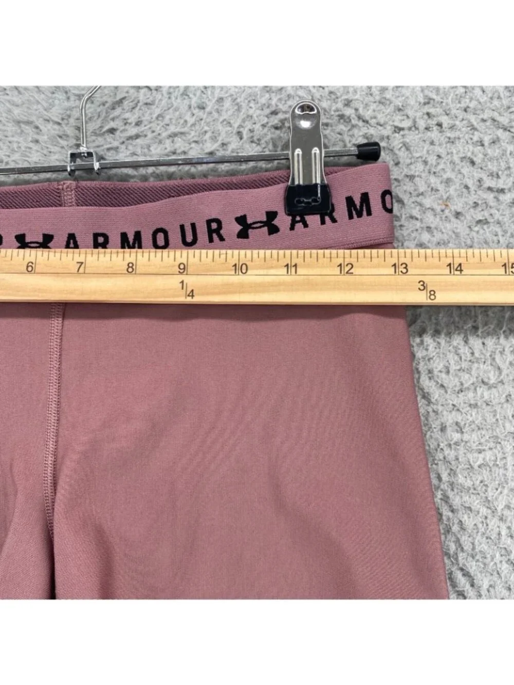 Under Armour Shorts Womens Medium Mauve Heatgear Slim Compression Knit Stretch